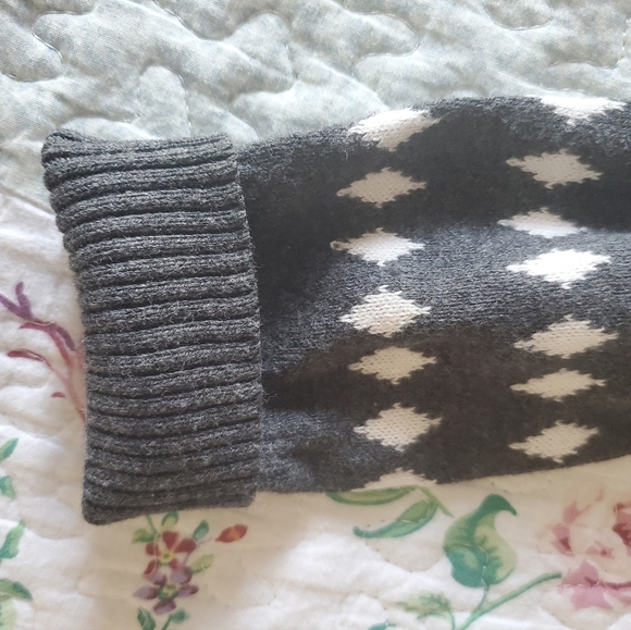 Merona Sweater - Picture 15 of 16